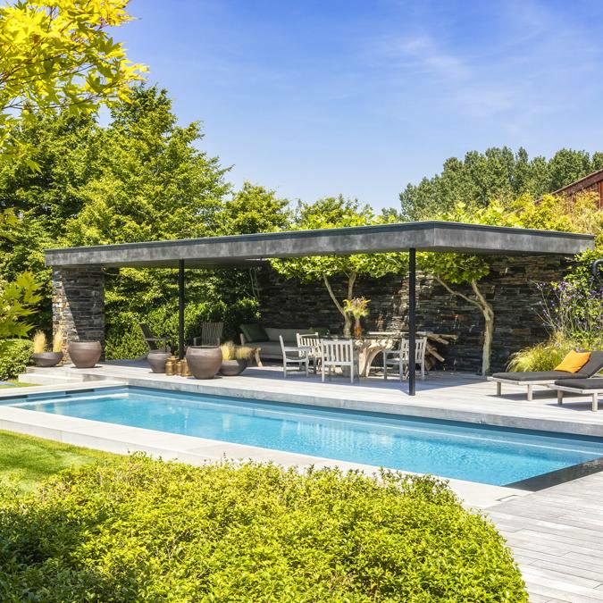 Totaalconcept - zwembad / poolhouse / tuin


	Afmetingen: &nbsp;12&nbsp;x 4 x 1,5 m
	Kleur: lichtgri