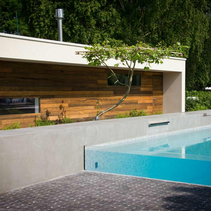 Totaalconcept - zwembad / poolhouse / tuin	Afmetingen: &nbsp;10&nbsp;x 4 x 1,5 m	Bekleding: lich